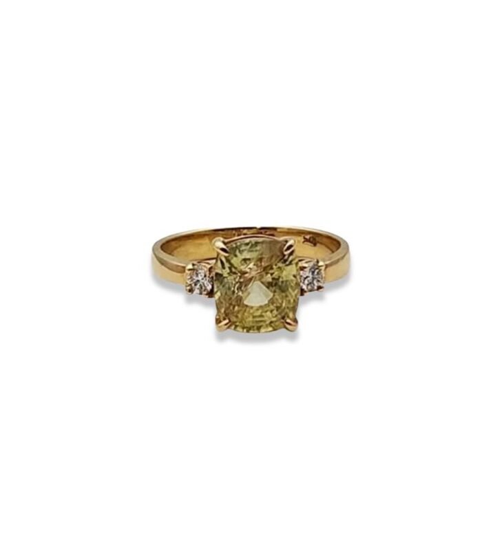 Yellow Sapphire set with Diamond 0.10cts in 9K Y-Gold Ring (1105) (Video)